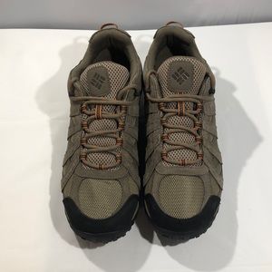 Columbia Redmond Waterproof LOW hiking shoe